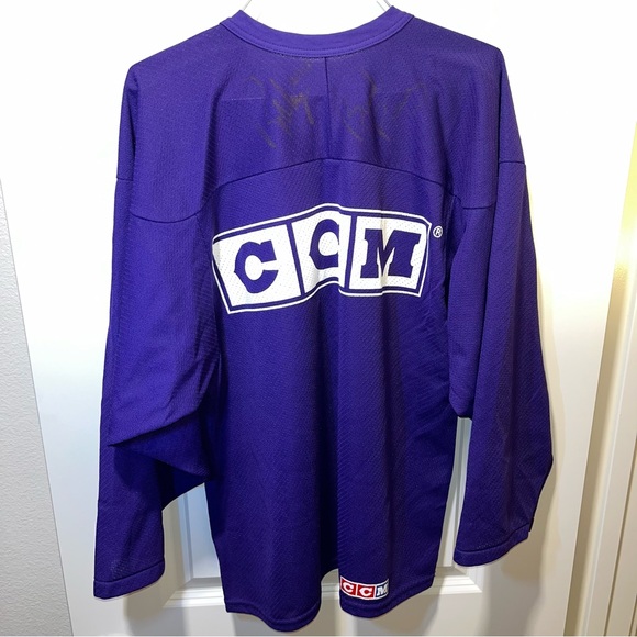 CCM Robby Glantz int’l power skating hokey jersey (autograph) sz S purple color - Picture 3 of 10